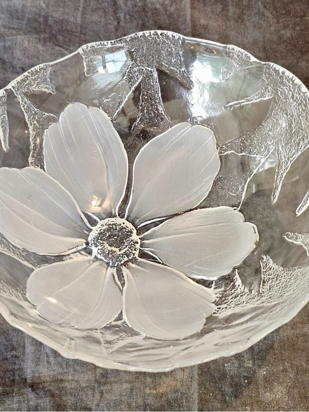 Mikasa Park Lane Frosted Glass Bowl